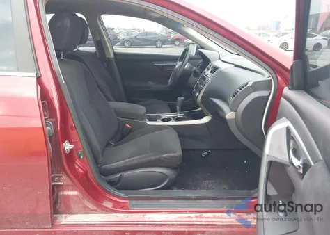 2013 Nissan Altima 2.5 S z USA, uszkodzony, nr VIN 1N4AL3AP4DC146601